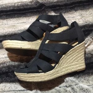 Zip up Wedges